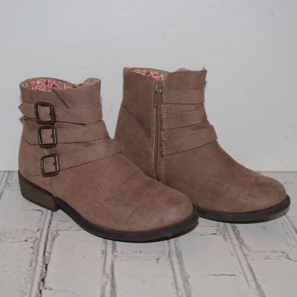 👢 Falls Creek Brown Ankle Boots – Floral Lining & Buckle Detail (Youth Size 1) - Picture 1 of 6